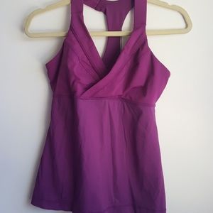 Lululemon workout top. EXCELLENT condition